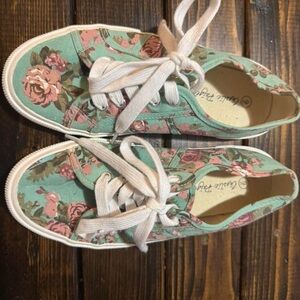 Charlie Paige Green and Pink Floral Sneakers